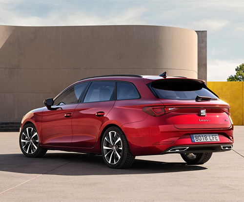 SEAT New Leon Estate - Rear view of the car